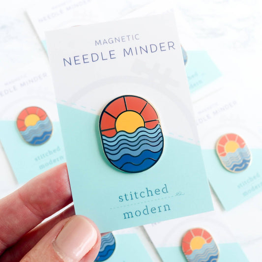 Sunset Waves Magnetic Needle Minder - homesewn