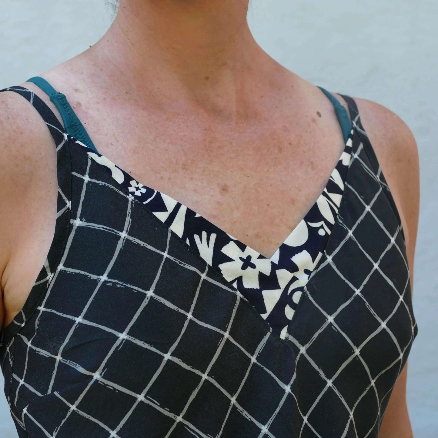 V-neck Camisole sewing pattern PDF DOWNLOAD - homesewn