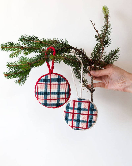 Winter Lodge Needlepoint Ornament Kit - homesewn